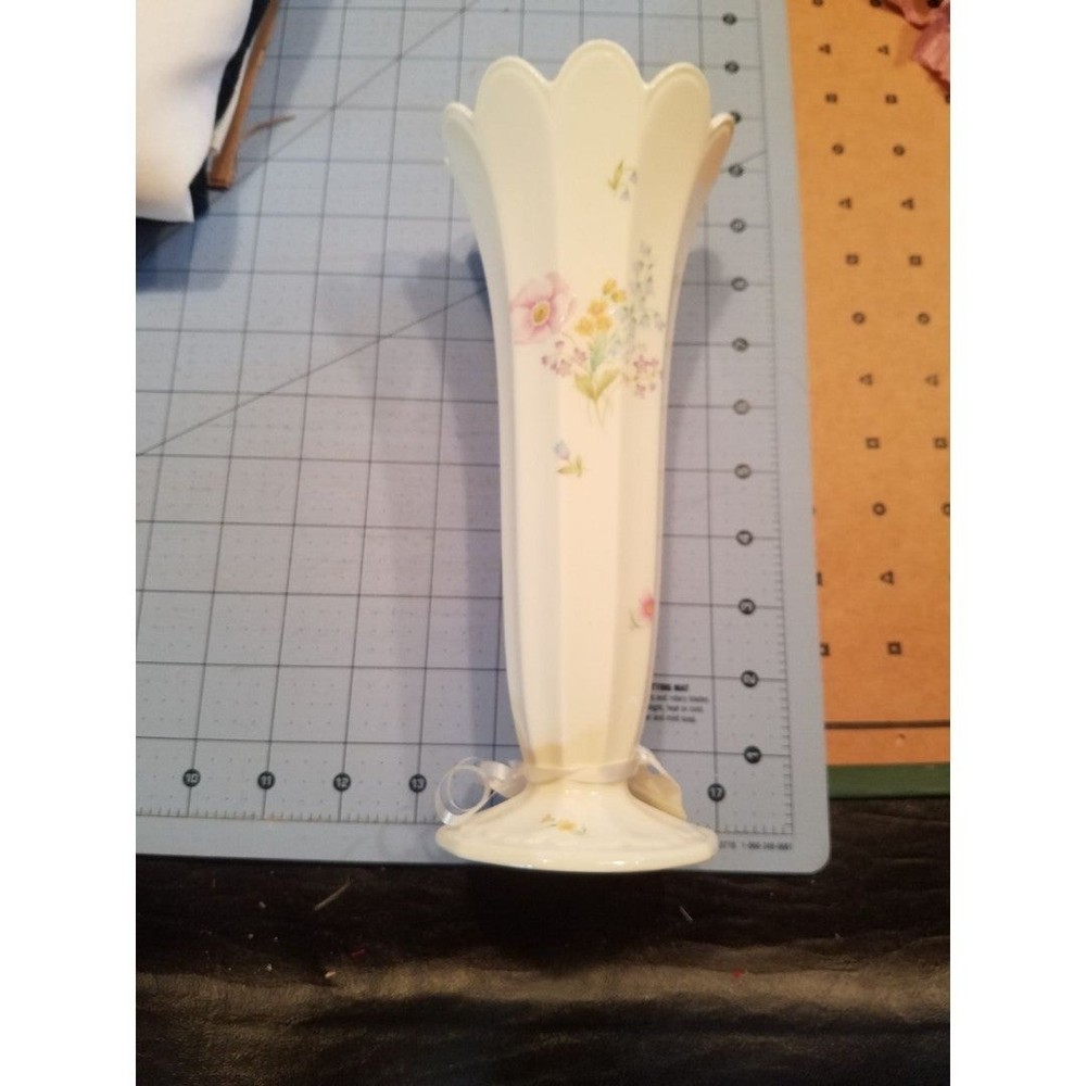 mikasa vase